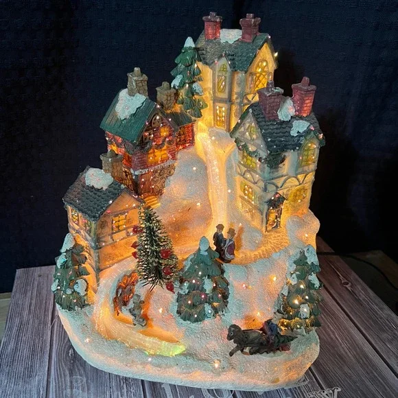 Vintage 2004 fiber Optic Village Lighted Christmas Holiday Decor 10.5" Tall - Picture 10 of 17